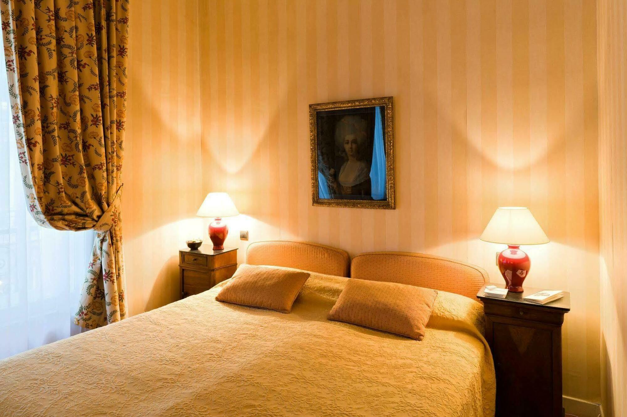 Hotel D'Orsay - Esprit De France Paris Room photo